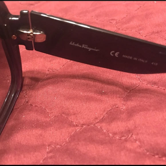 Authentic Salvatore ferregamo sunglasses - Picture 2 of 3